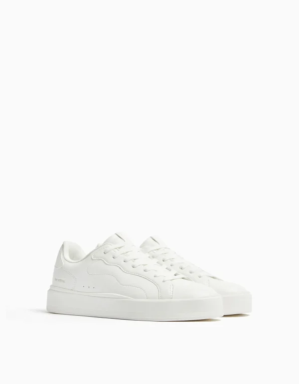 BERSHKA Chaussures*Baskets unies homme. Blanc