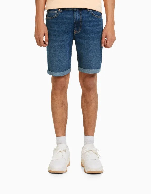 BERSHKA Bermudas*Bermuda denim skinny retroussé Bleu