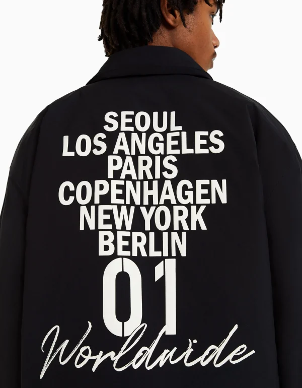 BERSHKA Vêtements*Blouson imprimé dos Noir