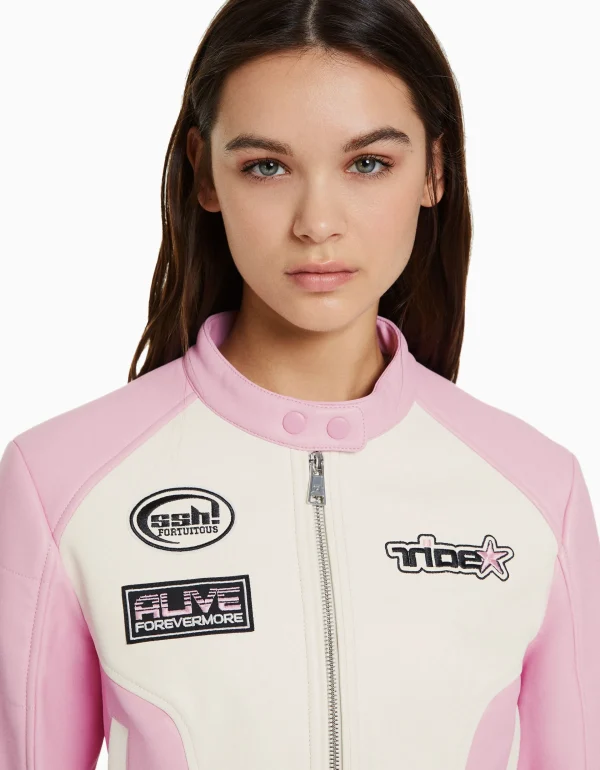 BERSHKA Vestes*Blouson racing cropped similicuir Rose