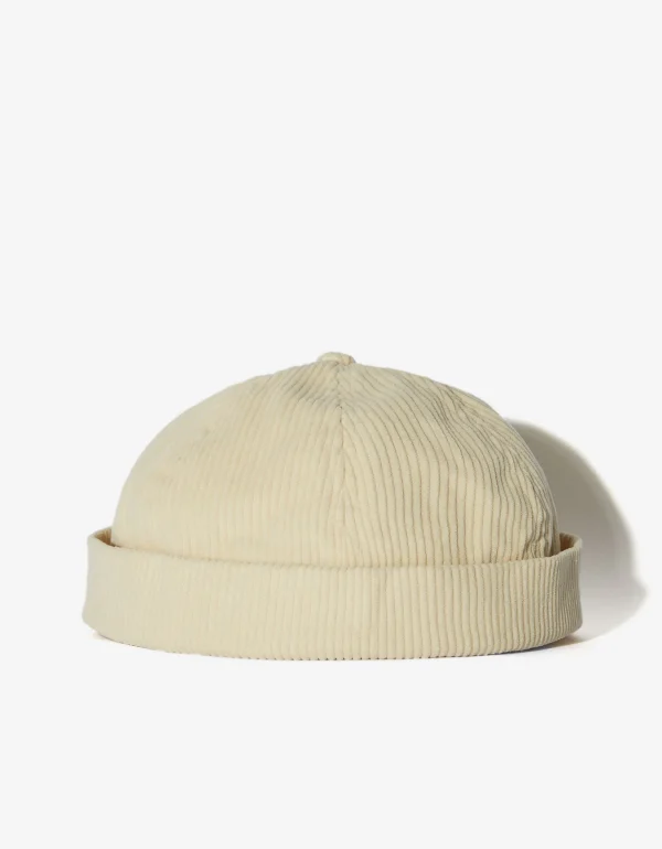 BERSHKA Tout voir*Bonnet court velours côtelé Sable