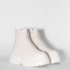 BERSHKA Bottes et bottines*Bottines à lacets plateforme rayée Écru