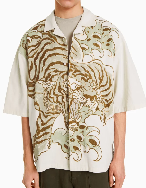 BERSHKA Vêtements*Chemise manches courtes broderie tigre Blanc