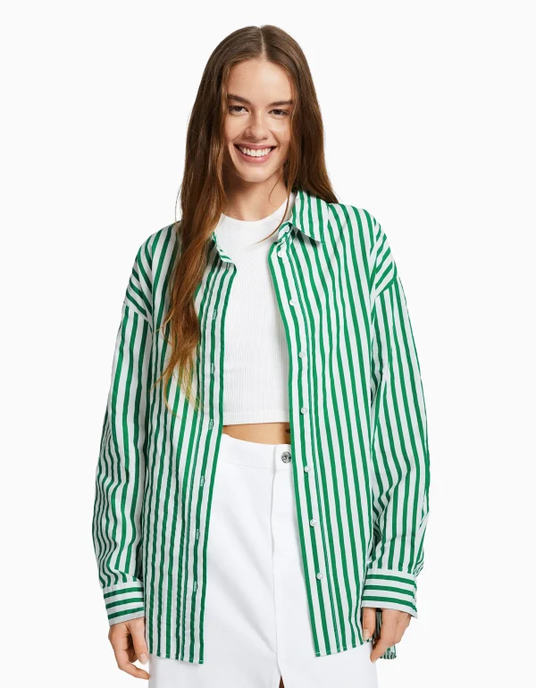 BERSHKA Chemises et blouses*Chemise manches longues overzise popeline Vert