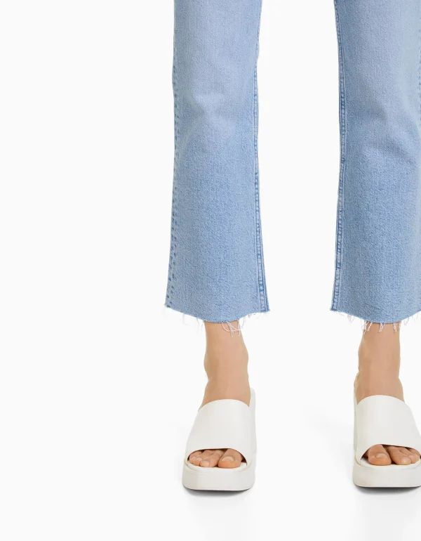 BERSHKA Vêtements*Jean cropped flare Bleu lavé