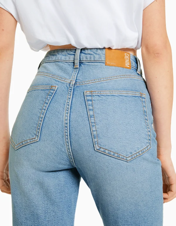 BERSHKA Jeans*Jean mom slim décontracté Bleu lavé