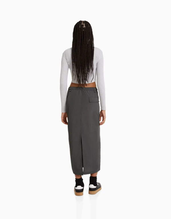 BERSHKA Vêtements*Jupe midi effet nylon Écru