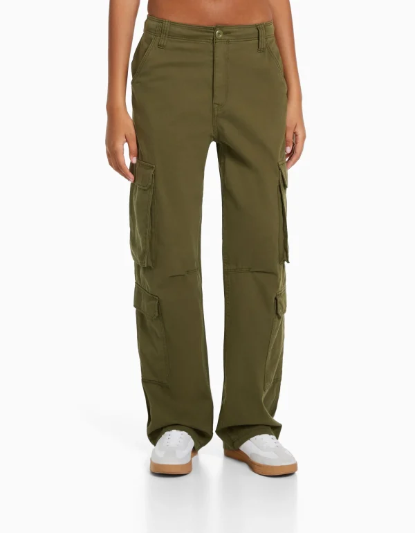 BERSHKA BSK Teen*Pantalon cargo moulant serge multipoches Kaki