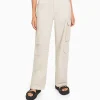 BERSHKA Pantalons*Pantalon cargo moulant serge multipoches Kaki