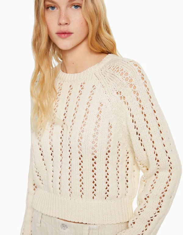 BERSHKA Maille*Pull cropped col rond ajours Écru