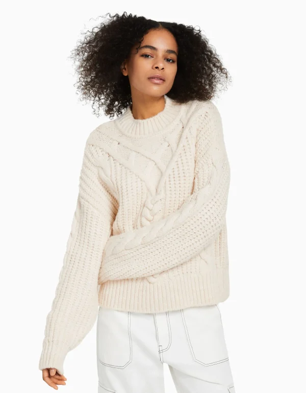 BERSHKA Maille*Pull cropped tressé col montant Écru