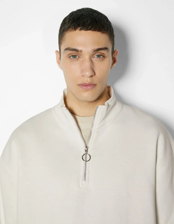 BERSHKA Sweats*Sweat oversize col montant Blanc cassé