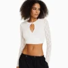 BERSHKA Vêtements*Top manches longues en dentelle décolleté croisé Écru