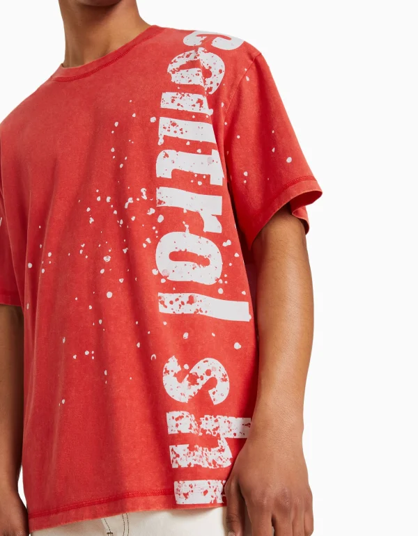 BERSHKA Vêtements*T-shirt manches courtes imprimé effet délavé Rouge