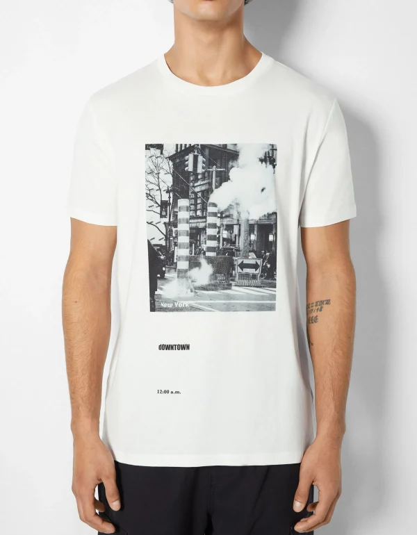 BERSHKA Tee-shirts*T-shirt manches courtes imprimé photo Blanc cassé