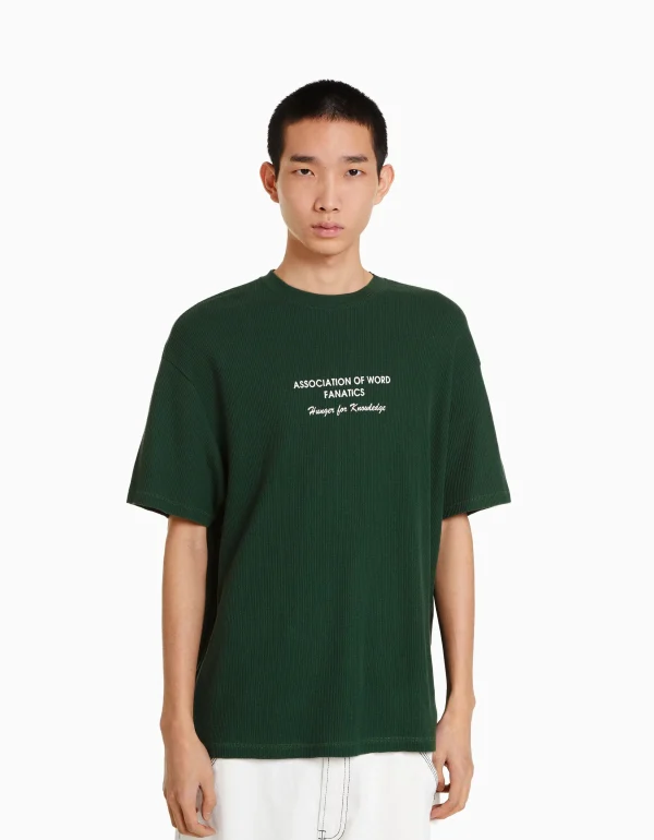 BERSHKA Tee-shirts*T-shirt manches courtes oversize gaufré et imprimé Vert