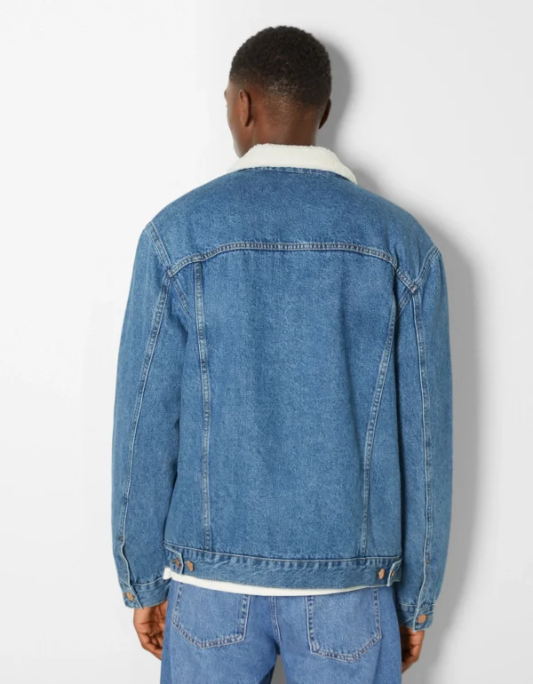 BERSHKA Blousons et manteaux*Veste en jean doublure polaire Bleu